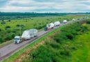 Un convoy de 52 camiones llegó a Arla Foods con máquinas y equipos para una nueva torre de secado