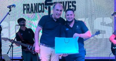 🔊 Argañaráz acompañó el lanzamiento de «La Peña de Franco Teves» en Cosquín